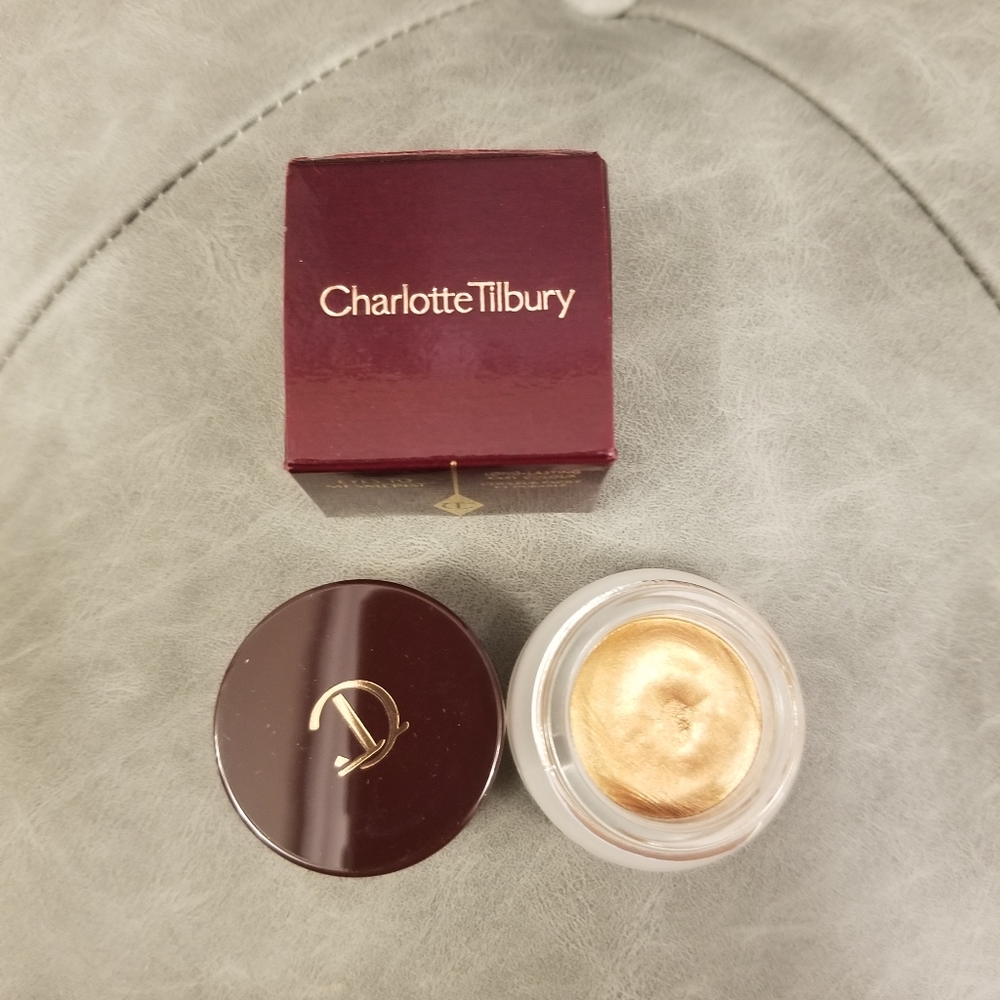 (SOLD) Charlotte tilbury cream eyeshadow - Picture 1 of 6